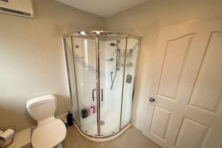 Photo of property in 14 Riegler Place, Belfast, Christchurch, 8051