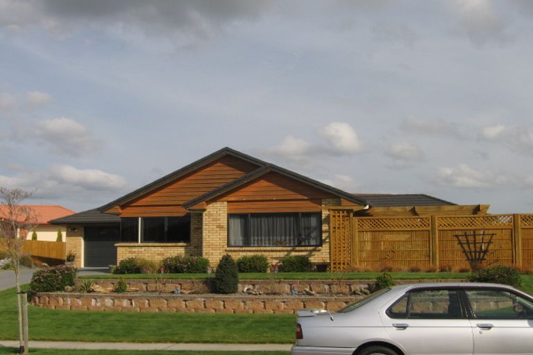 Photo of property in 11 Heaphy Place, Pukehangi, Rotorua, 3015