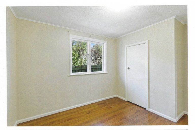 Photo of property in 30 Anaru Street, Raumati Beach, Paraparaumu, 5032