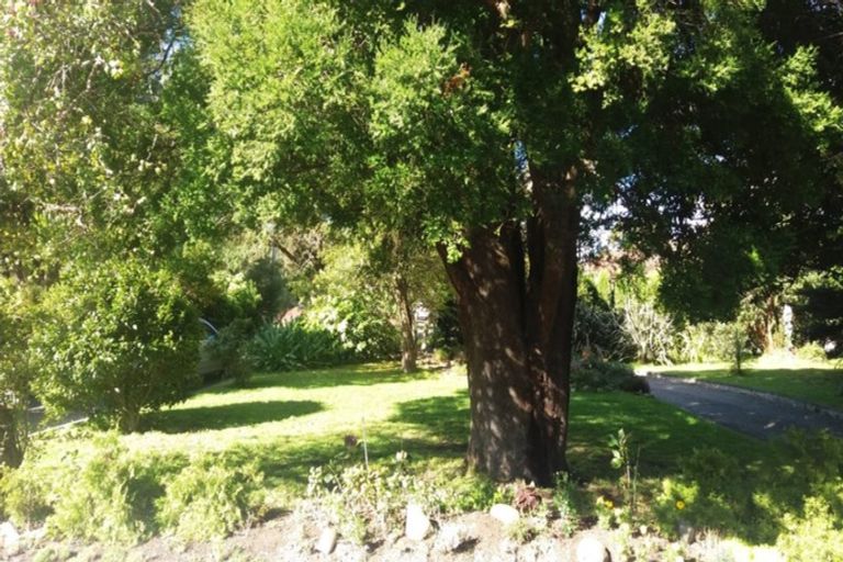 Photo of property in 1 Hart Street, Featherston, 5710