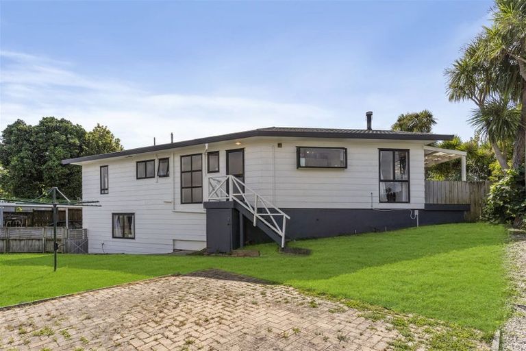 Photo of property in 8 Lorelei Place, Opaheke, Papakura, 2113