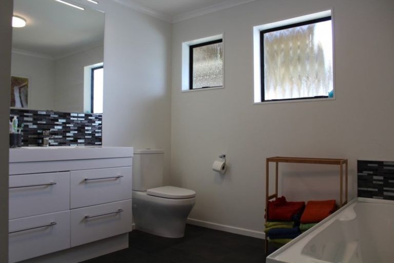 Photo of property in 31 Lochiel Branxholme Road, Lochiel, Winton, 9781