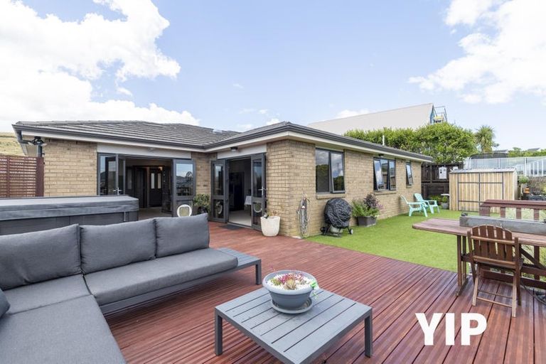 Photo of property in 30 Cedarwood Street, Woodridge, Wellington, 6037