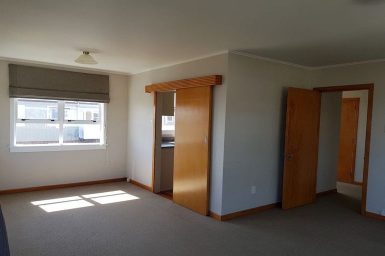 Photo of property in 3/53 Young Street, New Plymouth, 4310