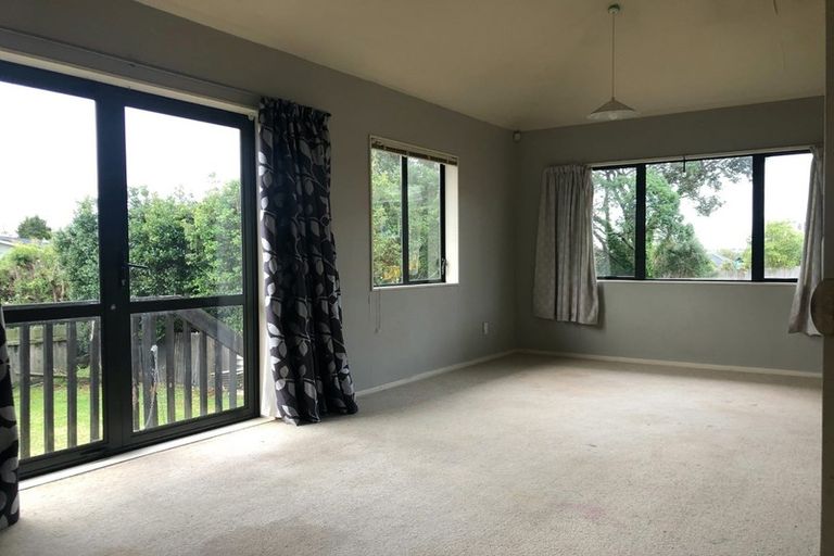 Photo of property in 21 Seabrook Avenue, New Lynn, Auckland, 0600