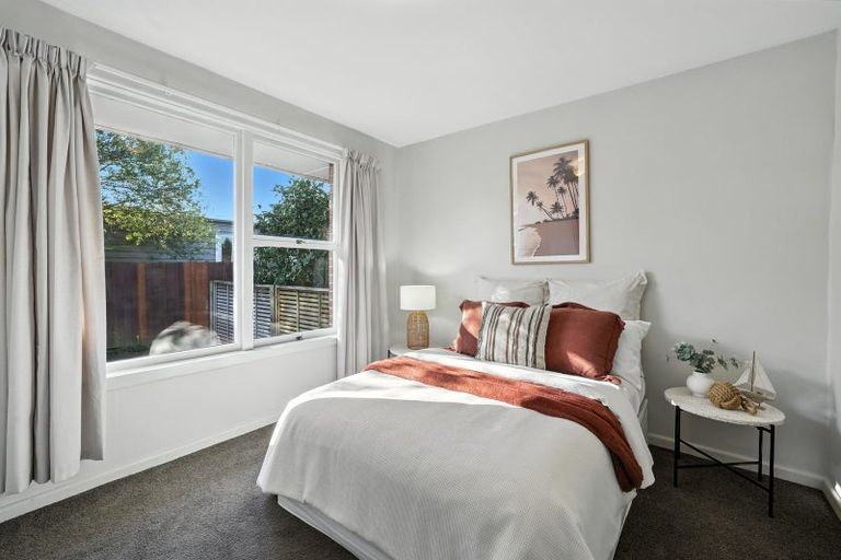 Photo of property in 215 Greers Road, Bryndwr, Christchurch, 8053