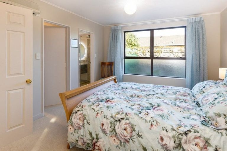 Photo of property in 16 Springswood Grove, Springlands, Blenheim, 7201