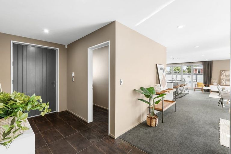 Photo of property in 2 Kinrara Place, Halswell, Christchurch, 8025