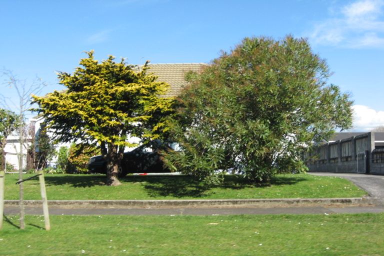 Photo of property in 12 Kaimata Street, Brooklands, New Plymouth, 4310