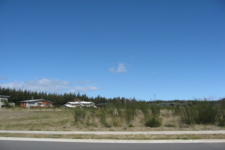 Photo of property in 71 Parekaawa Drive, Motuoapa, 3382