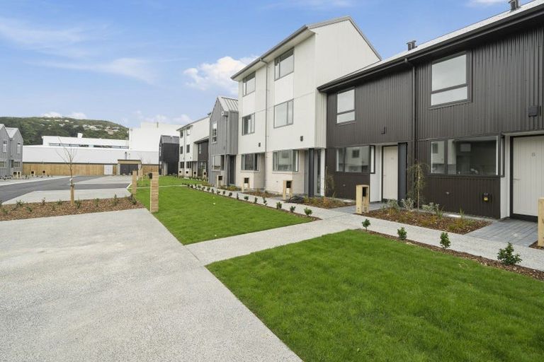 Photo of property in 2/130 Richmond Street, Petone, Lower Hutt, 5012