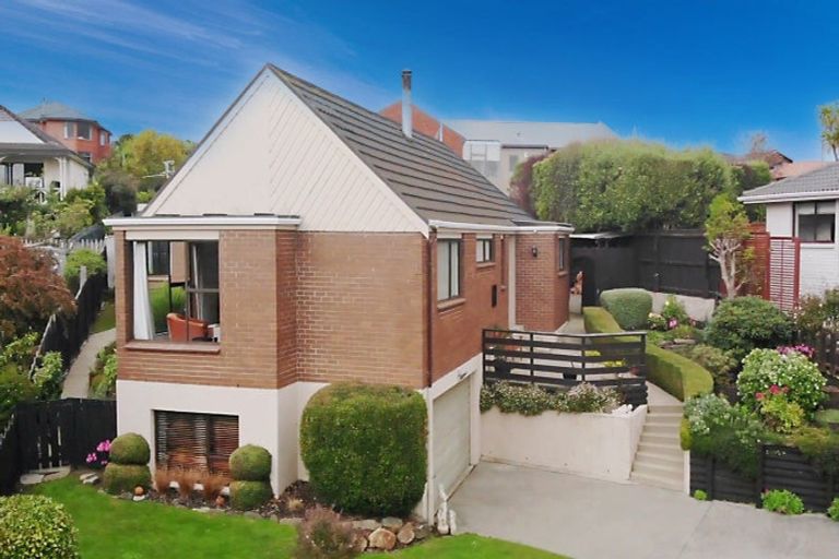 Photo of property in 2 Connell Street, Waverley, Dunedin, 9013