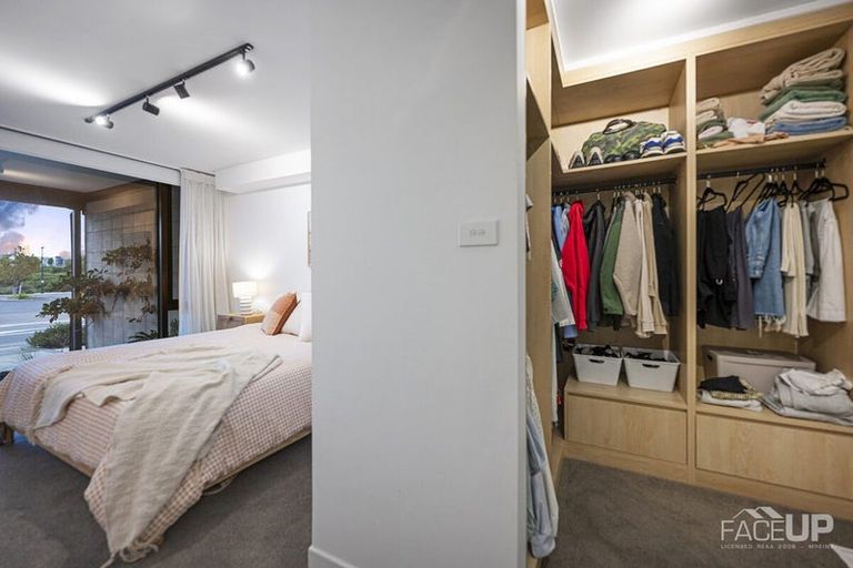 Photo of property in 21 Nugget Avenue, Hobsonville, Auckland, 0616