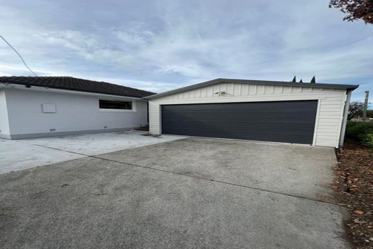 Photo of property in 69 Dunedin Street, Redwood, Christchurch, 8051