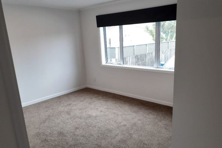 Photo of property in 10a Stone Street, Miramar, Wellington, 6022