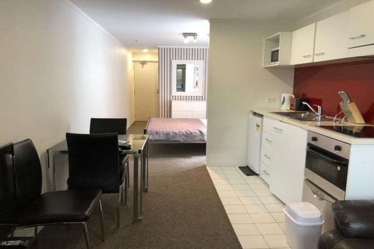 Photo of property in Waldorf Bankside Apartments, 4e/8 Bankside Street, Auckland Central, Auckland, 1010