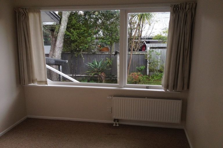 Photo of property in 43 Saffron Street, Birkdale, Auckland, 0626