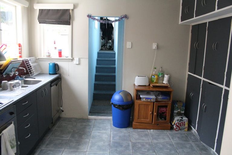 Photo of property in 4 Howard Street, Mount Cook, Wellington, 6021