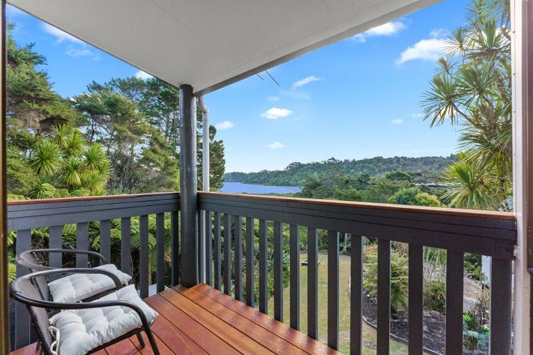 Photo of property in 61 Pemberton Avenue, Bayview, Auckland, 0629