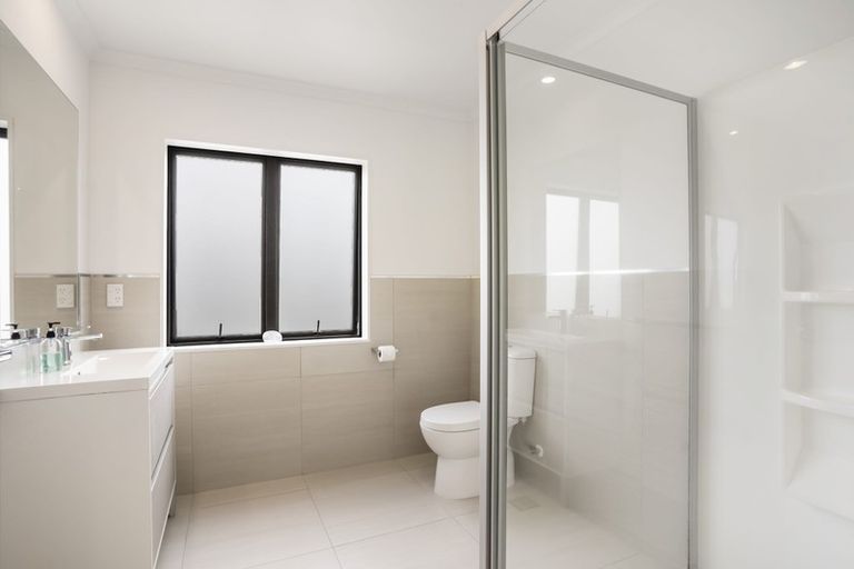 Photo of property in 1/36 Brigham Creek Road, Whenuapai, Auckland, 0618