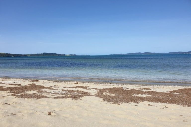 Photo of property in 26 Schooner Avenue, Snells Beach, 0920