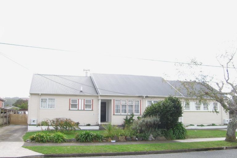 Photo of property in 22 Burcham Street, Taita, Lower Hutt, 5011