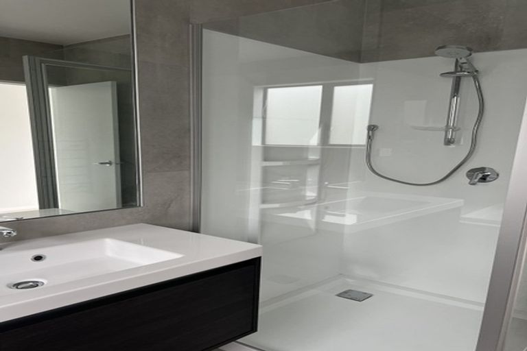 Photo of property in 65 Koura Drive, Red Beach, 0932