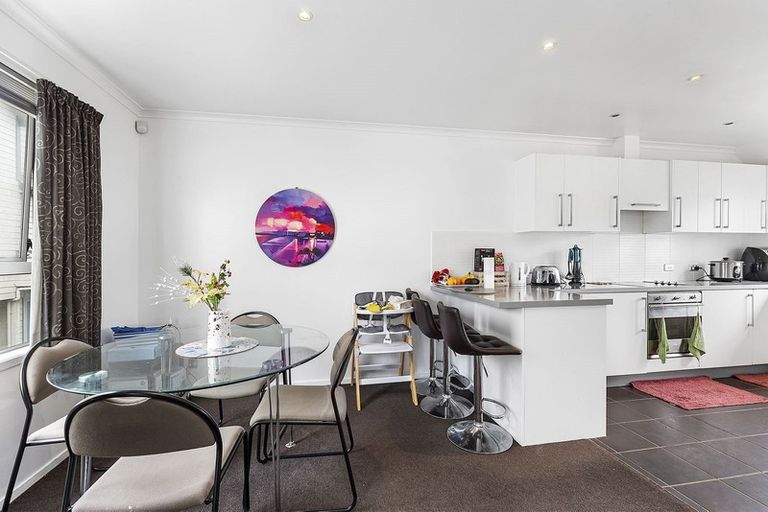 Photo of property in 7/60 Owen Street, Newtown, Wellington, 6021