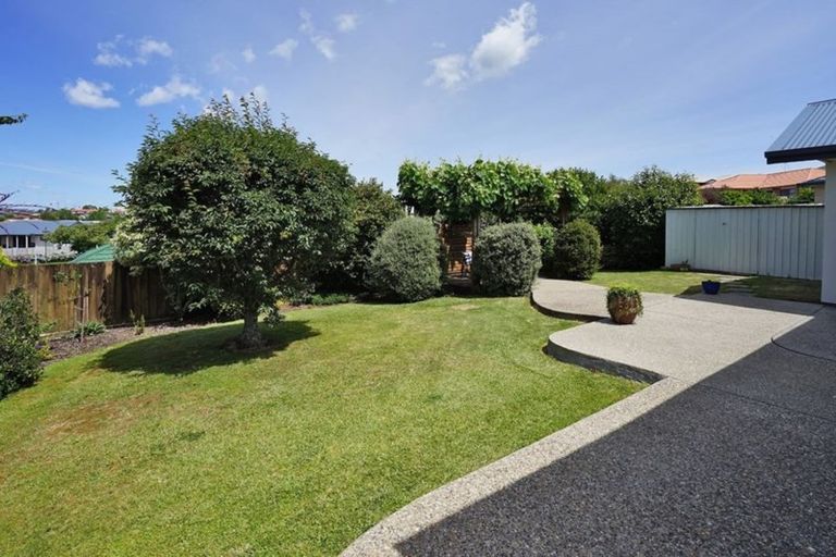 Photo of property in 11 Highbury Place, Nawton, Hamilton, 3200