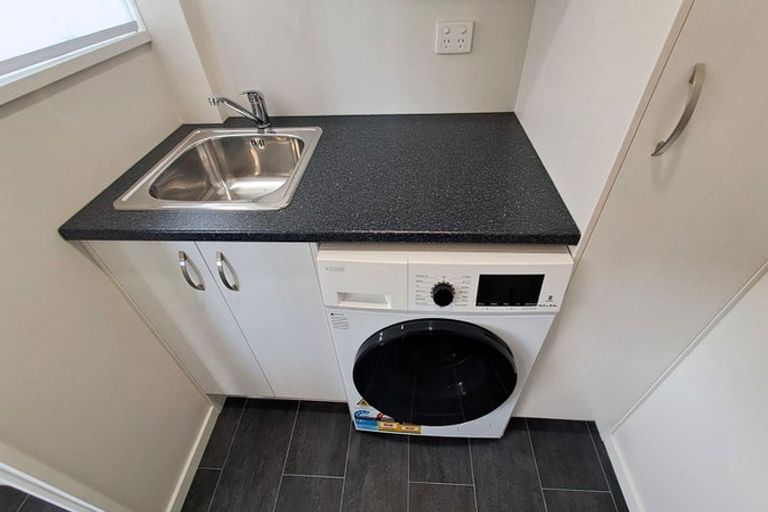 Photo of property in 6/31 Brockworth Place, Riccarton, Christchurch, 8011