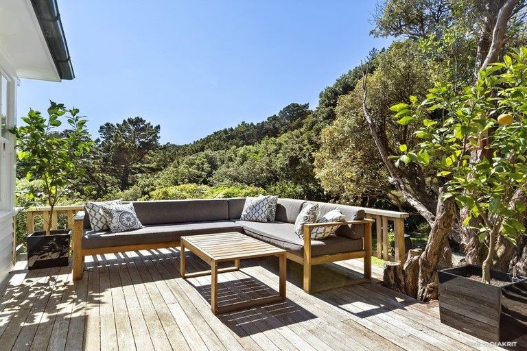 Photo of property in 96 Sidlaw Street, Strathmore Park, Wellington, 6022