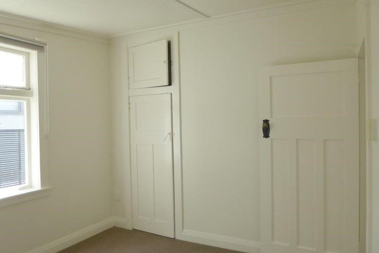 Photo of property in 168 Breaker Bay Road, Breaker Bay, Wellington, 6022