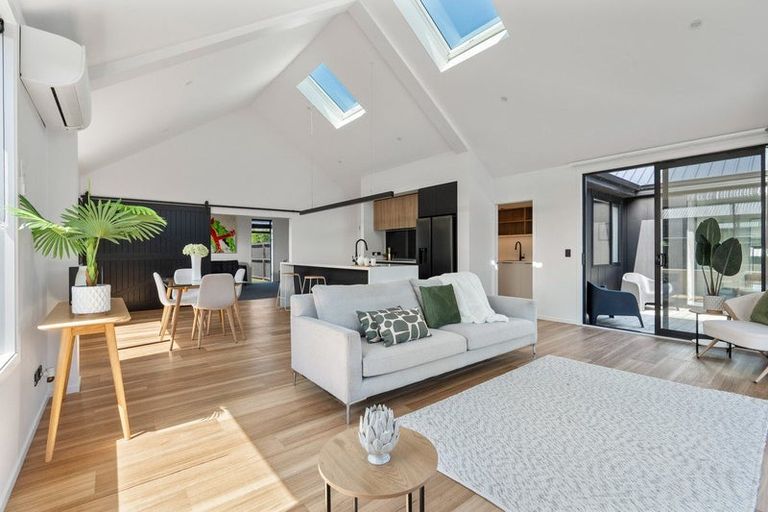 Photo of property in 21 Dundee Road, Mosgiel, 9024