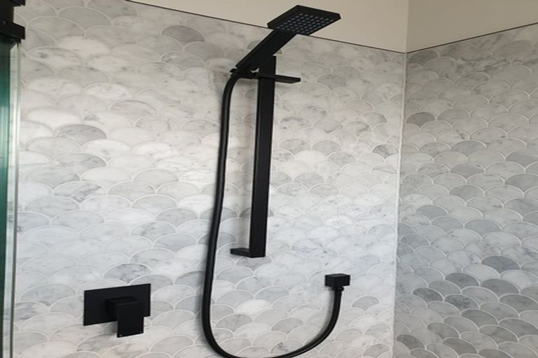 Photo of property in 1/21 Tiri Tiri Road, Birkdale, Auckland, 0626