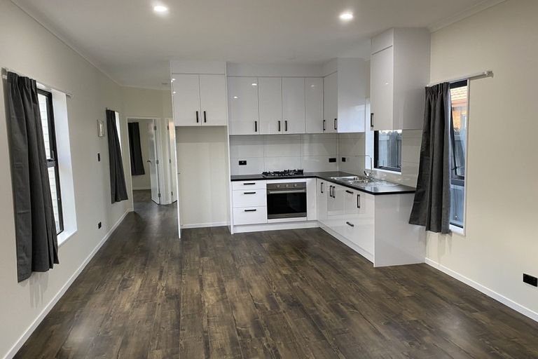 Photo of property in 60 Medvale Avenue, Flat Bush, Auckland, 2019