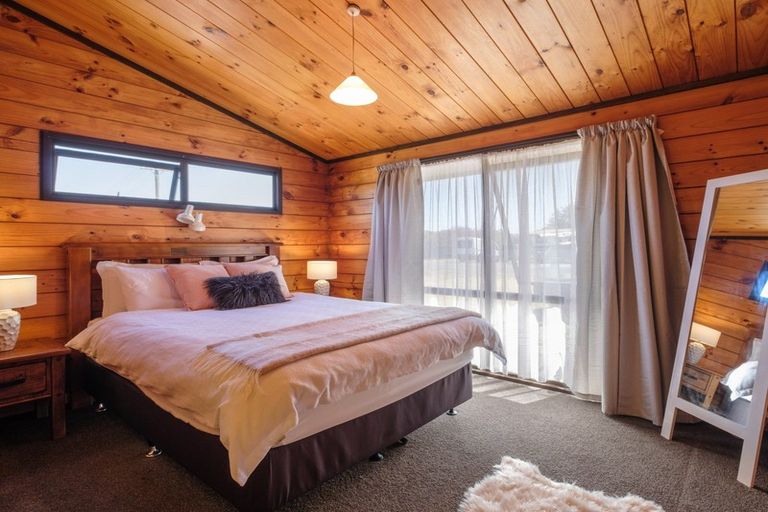 Photo of property in 40 Solander Street, Tolaga Bay, 4077