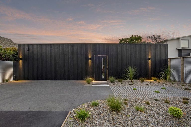 Photo of property in 19 Albany Street, St Albans, Christchurch, 8014