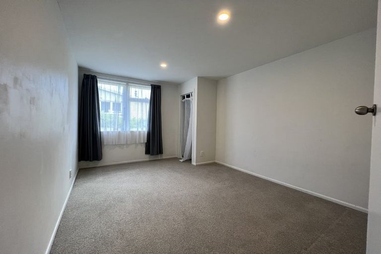 Photo of property in 126 Castor Crescent, Cannons Creek, Porirua, 5024
