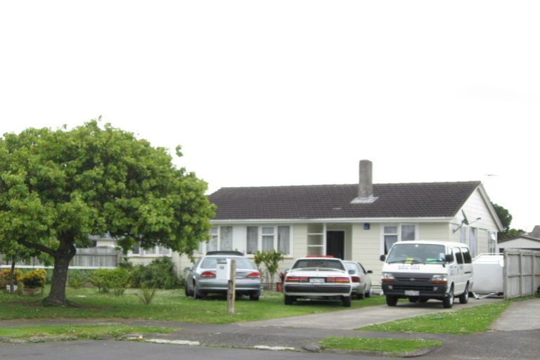 Photo of property in 12 Fairey Place, Mangere, Auckland, 2022
