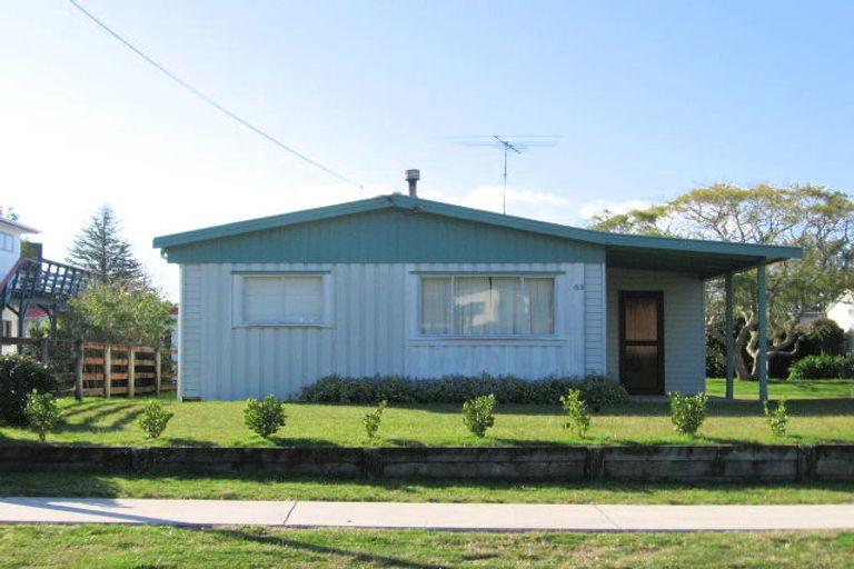 Photo of property in 63 Captain Cook Road, Cooks Beach, Whitianga, 3591