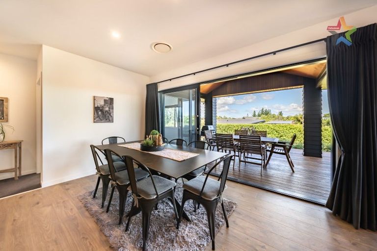 Photo of property in 13 Mount Marua Way, Timberlea, Upper Hutt, 5018
