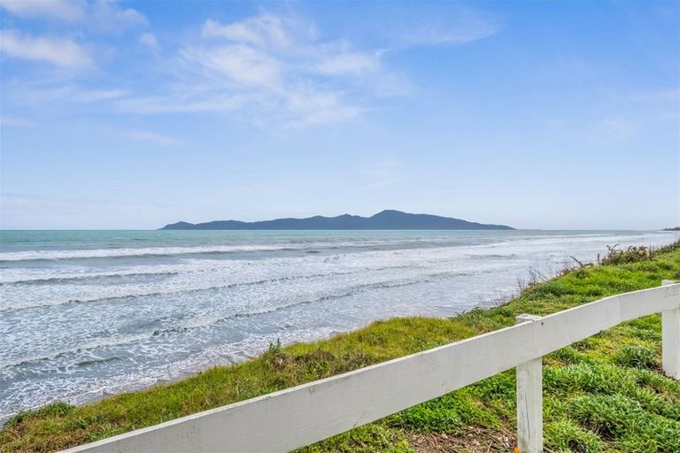 Photo of property in 3b The Esplanade, Raumati South, Paraparaumu, 5032