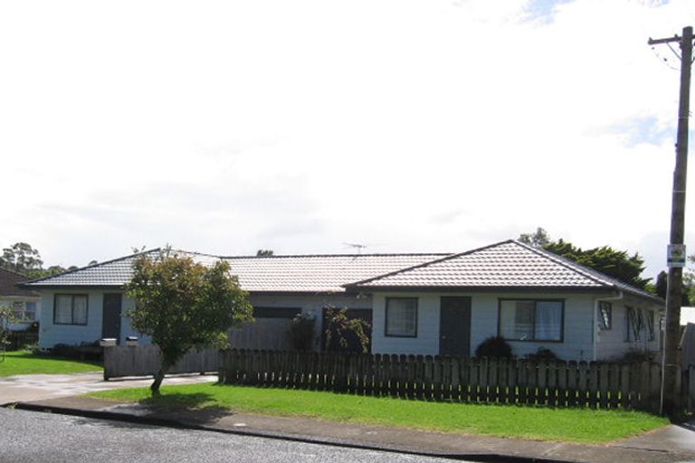 Photo of property in 11 Bittern Place, Henderson, Auckland, 0610