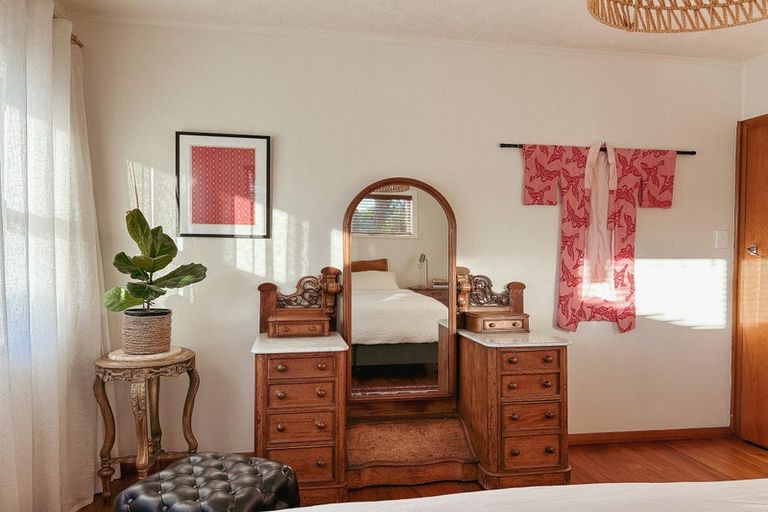 Photo of property in 104 Parkers Road, Tahunanui, Nelson, 7011