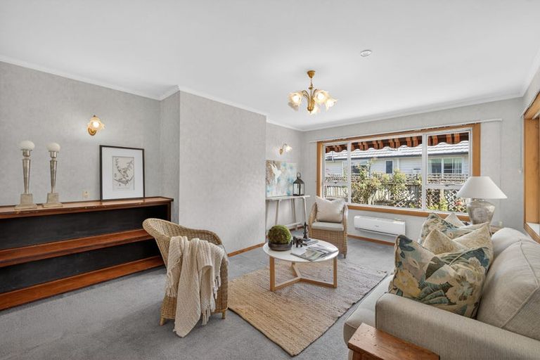 Photo of property in 11 Bevington Street, Avonhead, Christchurch, 8042