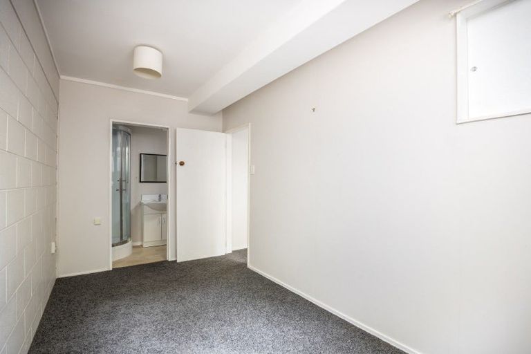 Photo of property in 121 Poplar Grove, Whalers Gate, New Plymouth, 4310