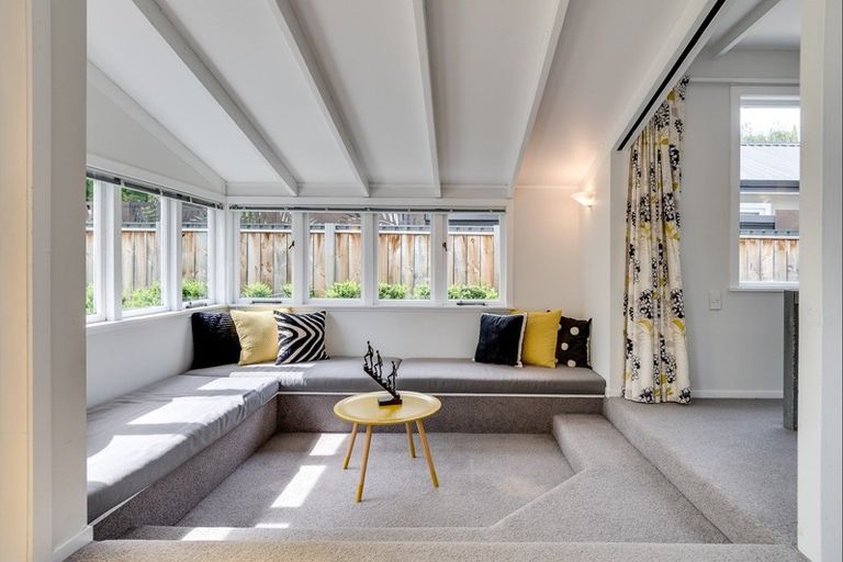 Photo of property in 12 Von Dadelszen Place, Havelock North, 4130