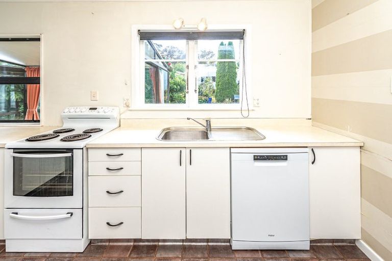 Photo of property in 62 Parkes Avenue, Saint Johns Hill, Whanganui, 4501