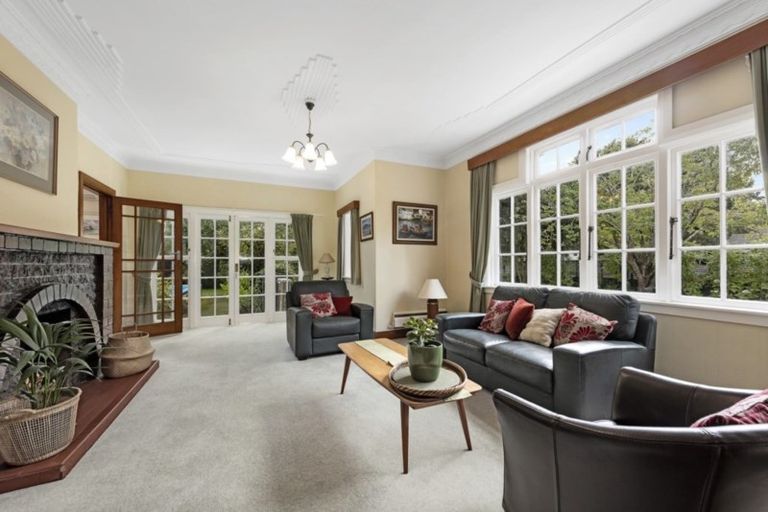 Photo of property in 10 Kellow Street, Wallaceville, Upper Hutt, 5018