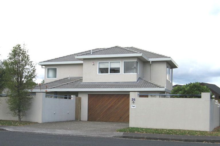 Photo of property in 26 Luckens Road, West Harbour, Auckland, 0618